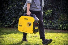Champion 2000 Watt Dual Fuel Inverter Generator 6